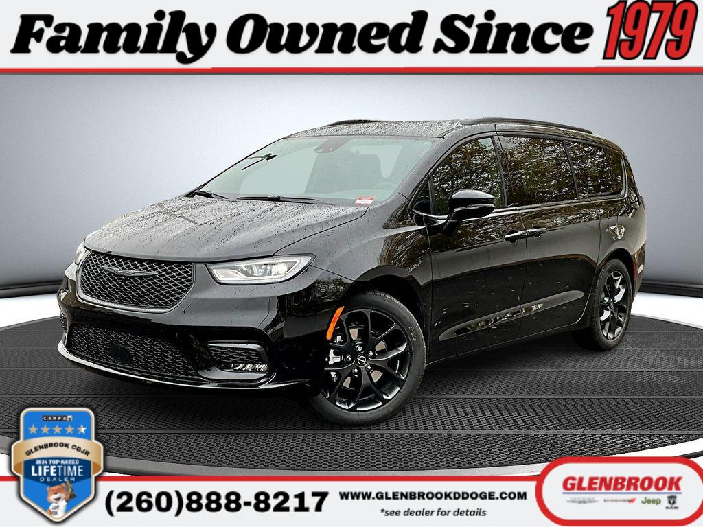 2026 Chrysler Pacifica Select FWD