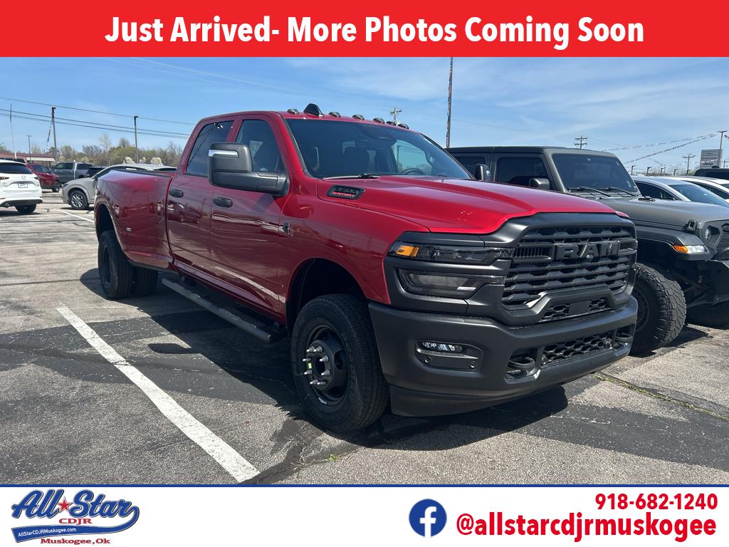 2026 RAM 3500 Tradesman Crew Cab LB DRW 4WD