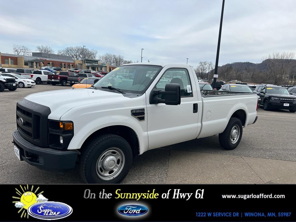 Oxford White 2010 Ford F-250 Super Duty XL Pickup Truck 4X2 6-Speed Manual
