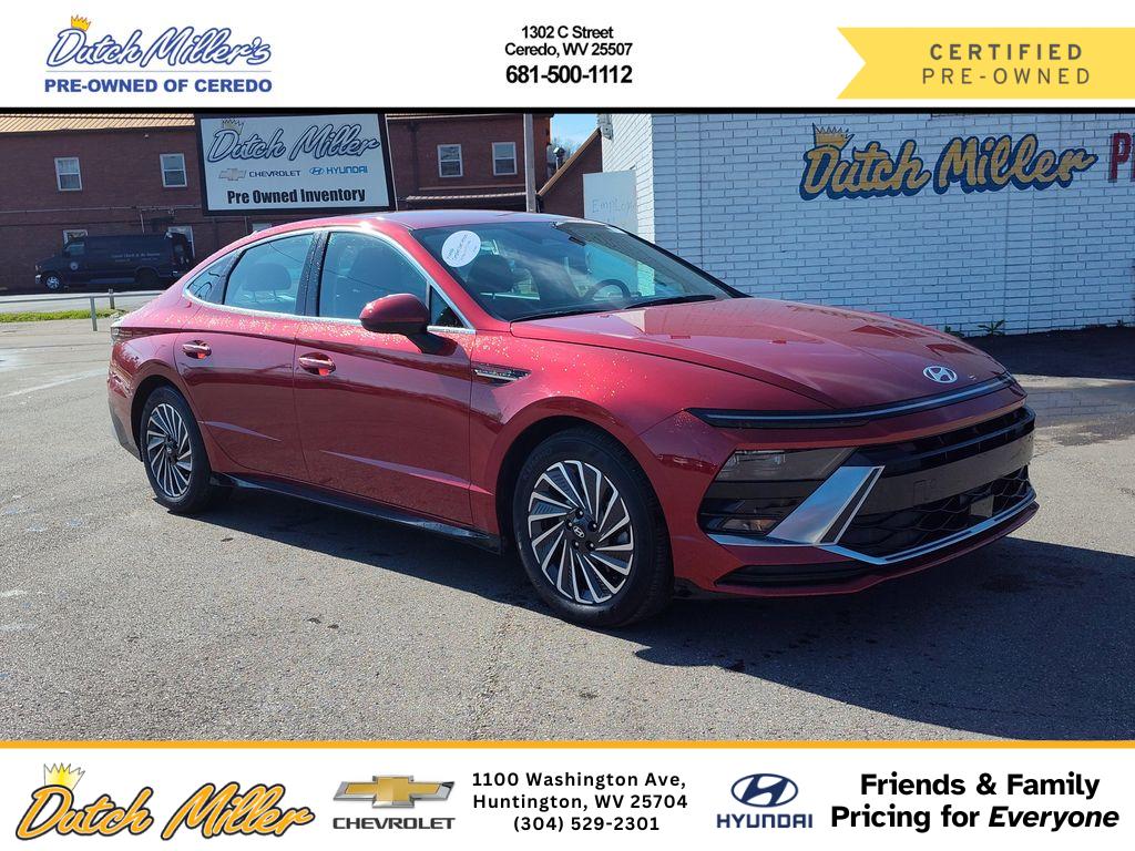 ultimate red 2025 Hyundai Sonata Hybrid SEL FWD Sedan Front-Wheel Drive 6-Speed Automatic