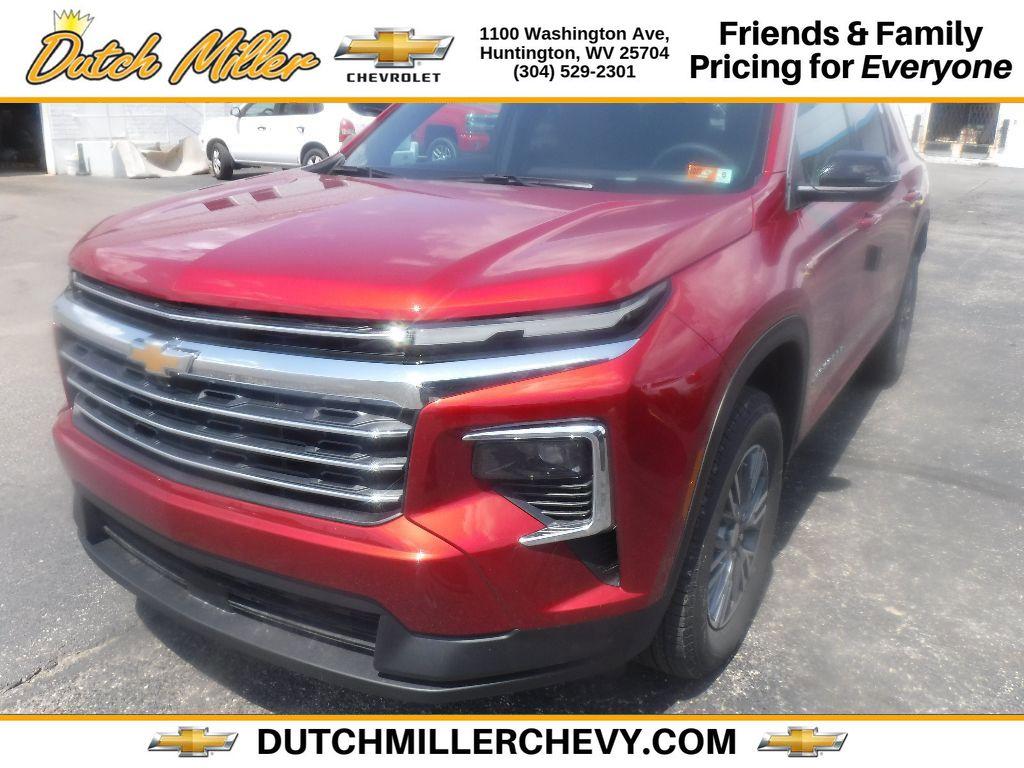 RADIANT RED TINTCOAT 2025 Chevrolet Traverse LT FWD SUV / Crossover Front-Wheel Drive 8-Speed Automatic