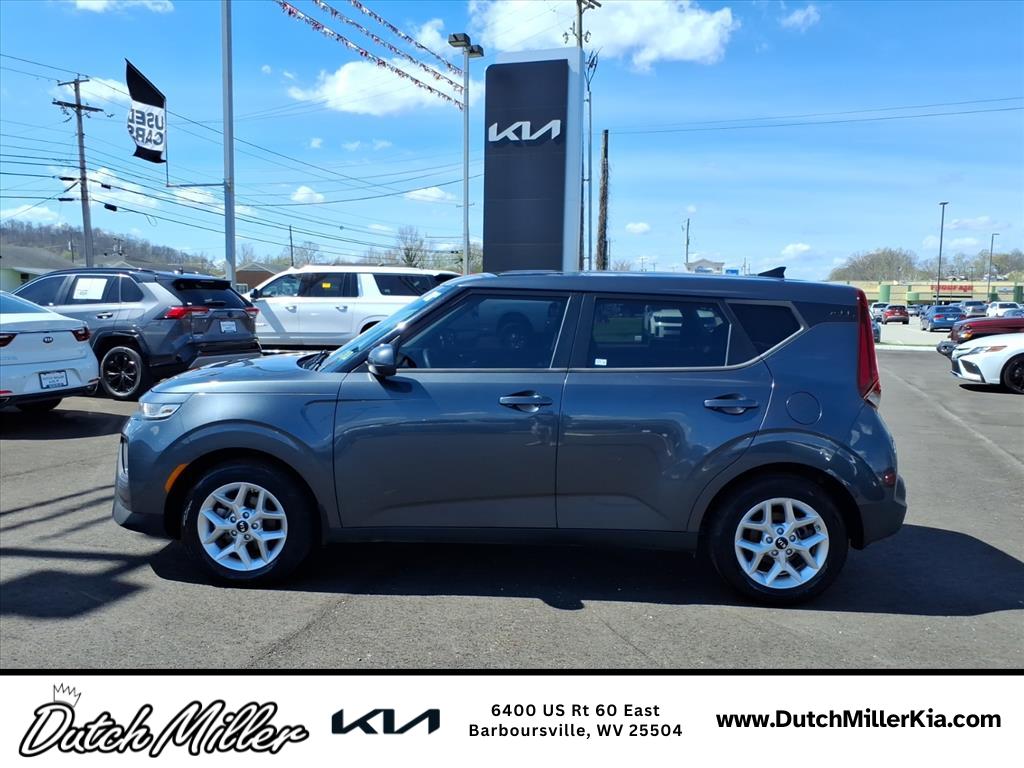 View vehicle photo 6