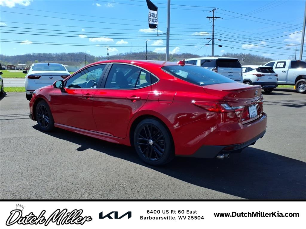 View vehicle photo 5