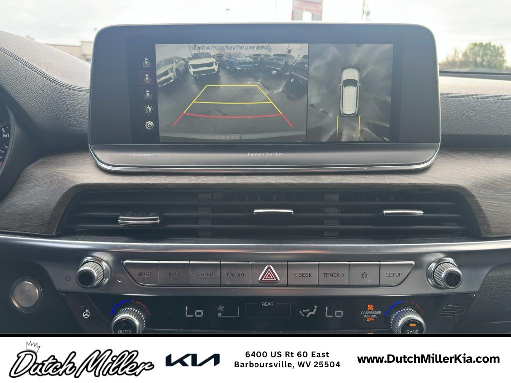 View vehicle photo 7