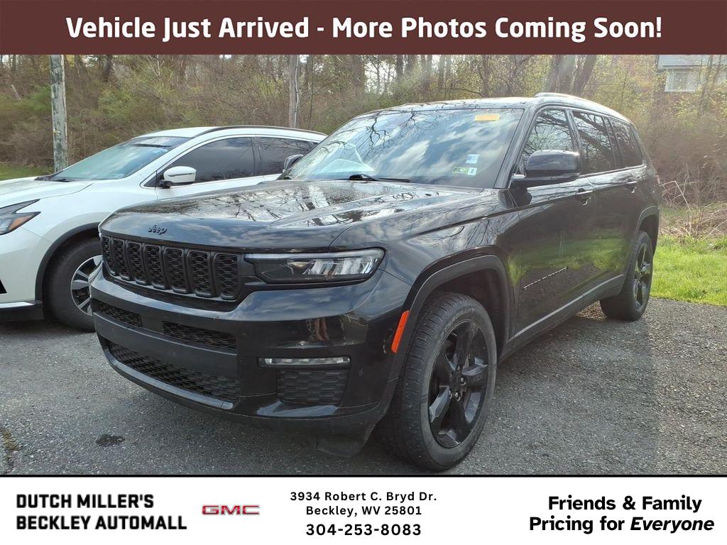 Diamond Black Crystal Pearlcoat 2023 Jeep Grand Cherokee L Limited 4WD SUV / Crossover Four-Wheel Drive 8-Speed Automatic