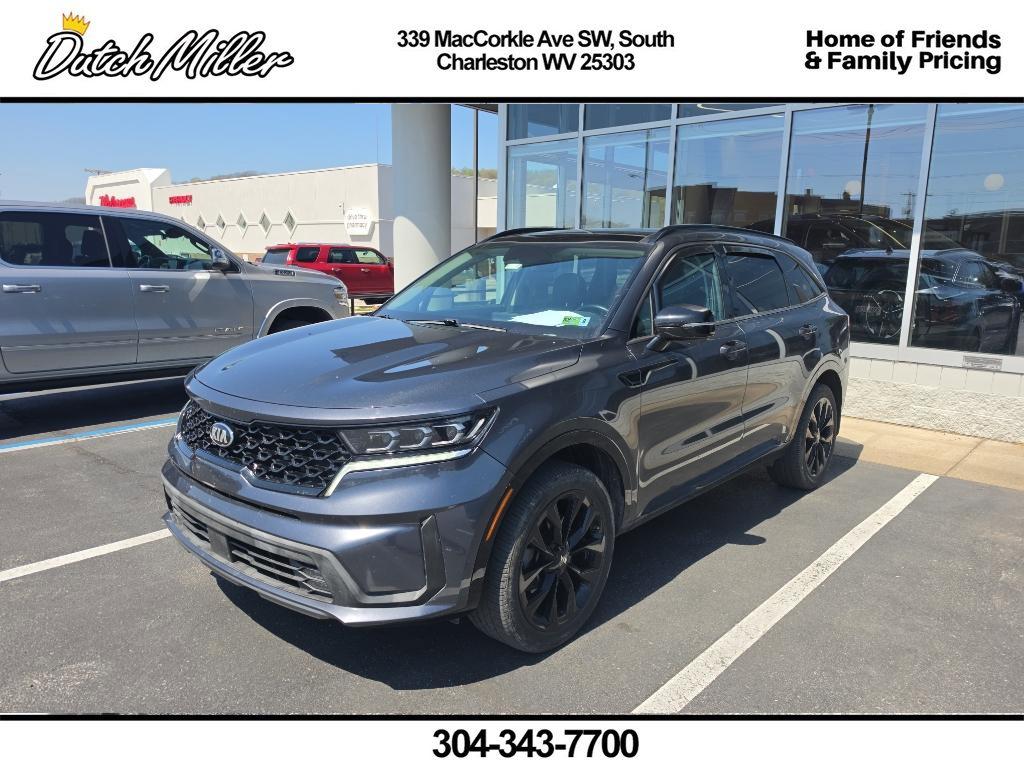 Gray (Gravity Grey) 2021 Kia Sorento SX AWD SUV / Crossover All-Wheel Drive 8-Speed Automatic