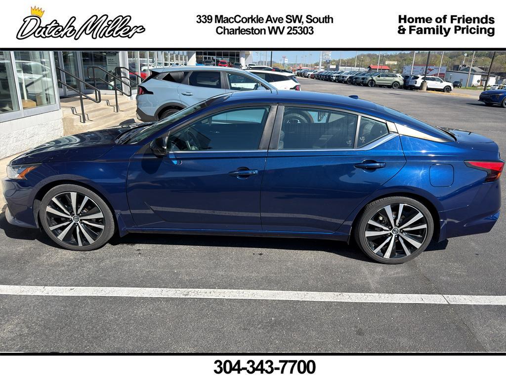Deep Blue Pearl 2021 Nissan Altima 2.0 SR FWD Sedan Front-Wheel Drive Continuously Variable Transmission