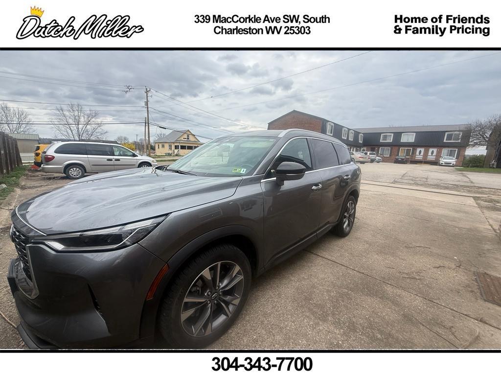 2022 INFINITI QX60 Luxe AWD