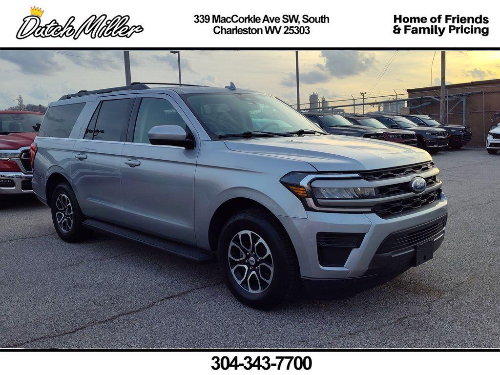 Iconic Silver Metallic 2024 Ford Expedition MAX XLT 4WD SUV / Crossover Four-Wheel Drive Automatic