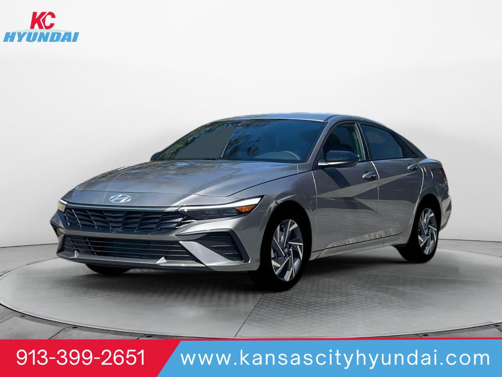 2025 Hyundai Elantra SEL Sport FWD