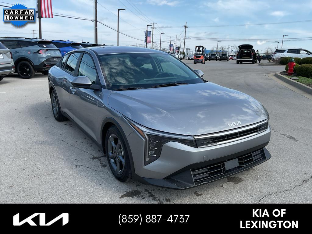 Steel Gray 2025 Kia K4 LXS FWD Sedan Front-Wheel Drive Continuously Variable Transmission