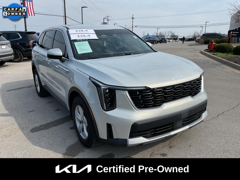 White (Ivory Silver) 2026 Kia Sorento LX FWD SUV / Crossover Front-Wheel Drive 8-Speed Automatic