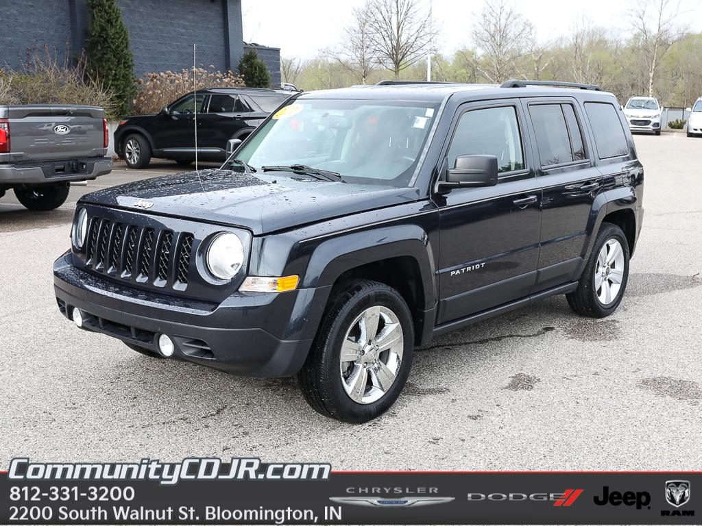 Gray (Maximum Steel Metallic Clearcoat) 2016 Jeep Patriot Latitude SUV / Crossover Front-Wheel Drive 6-Speed Automatic