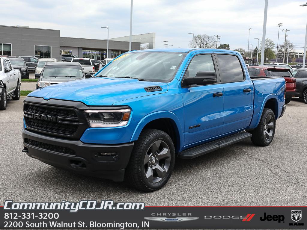 Hydro Blue Pearlcoat 2023 RAM 1500 Big Horn Crew Cab 4WD Pickup Truck Four-Wheel Drive 8-Speed Automatic