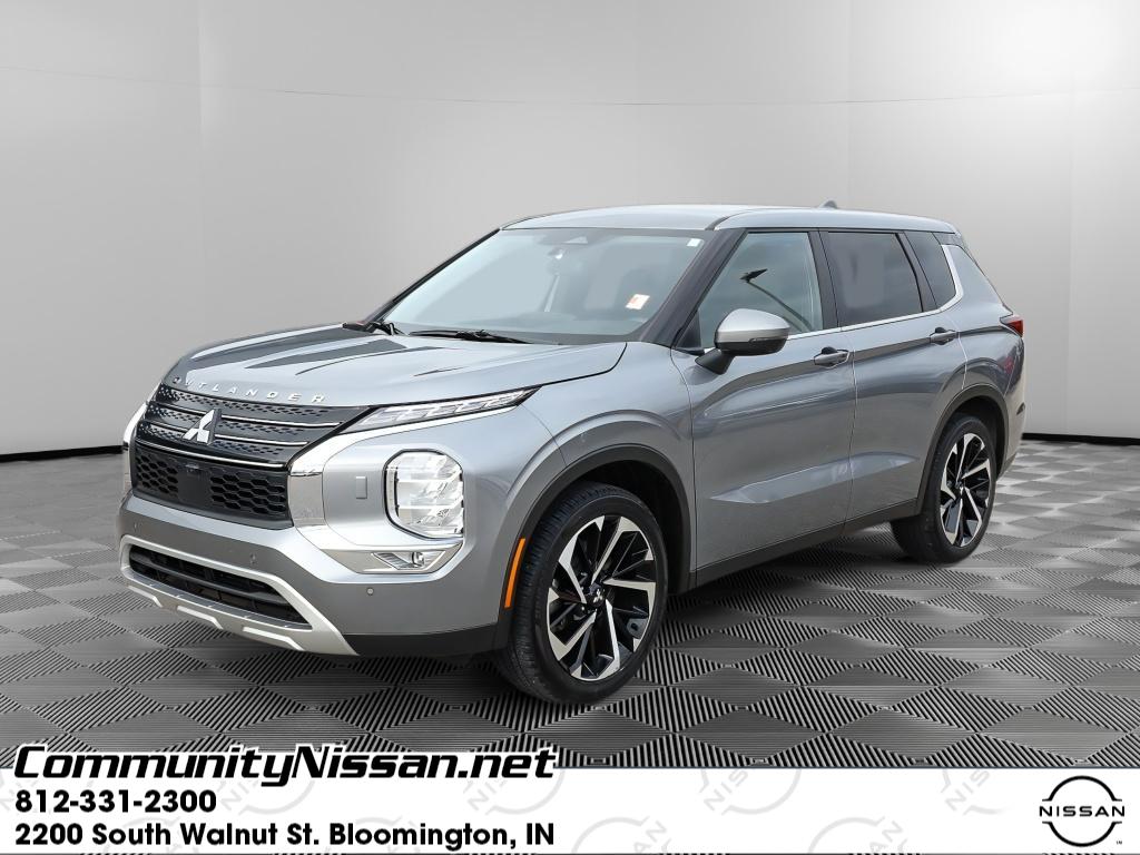 Mercury Gray Metallic 2022 Mitsubishi Outlander SE S-AWC SUV / Crossover All-Wheel Drive Continuously Variable Transmission