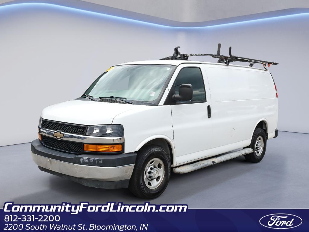 Summit White 2018 Chevrolet Express Cargo 2500 RWD Van Rear-Wheel Drive 6-Speed Automatic