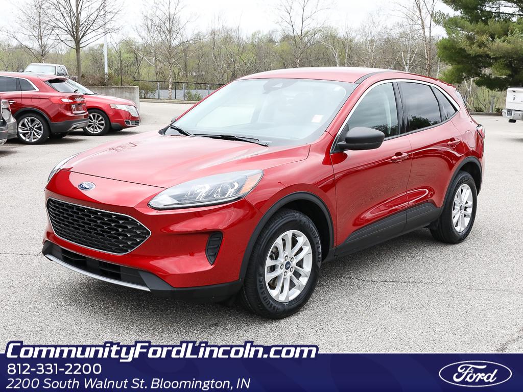 Rapid Red Metallic Tinted Clearcoat 2022 Ford Escape SE AWD SUV / Crossover All-Wheel Drive 8-Speed Automatic
