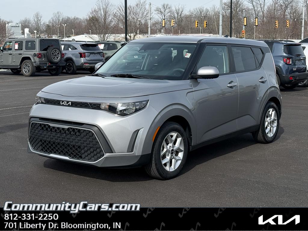 2023 Kia Soul LX FWD