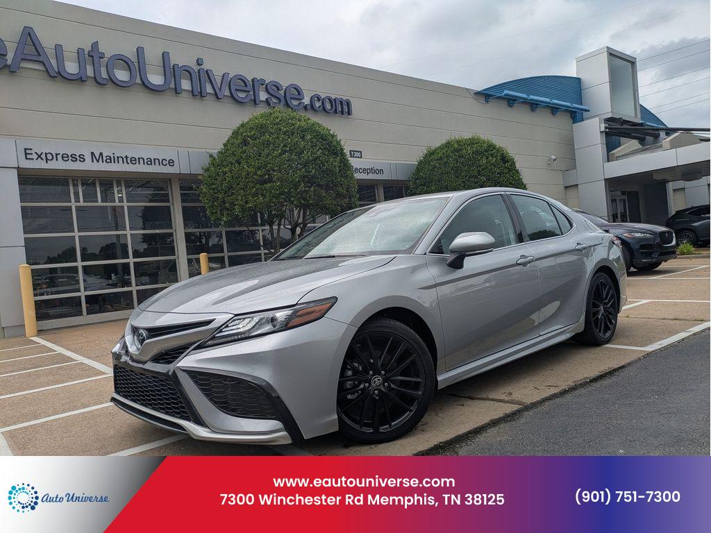 2023 Toyota Camry XSE's photo