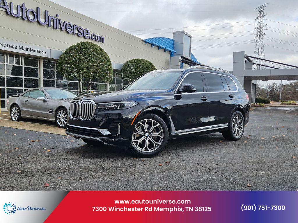 2021 BMW X7 40i's photo
