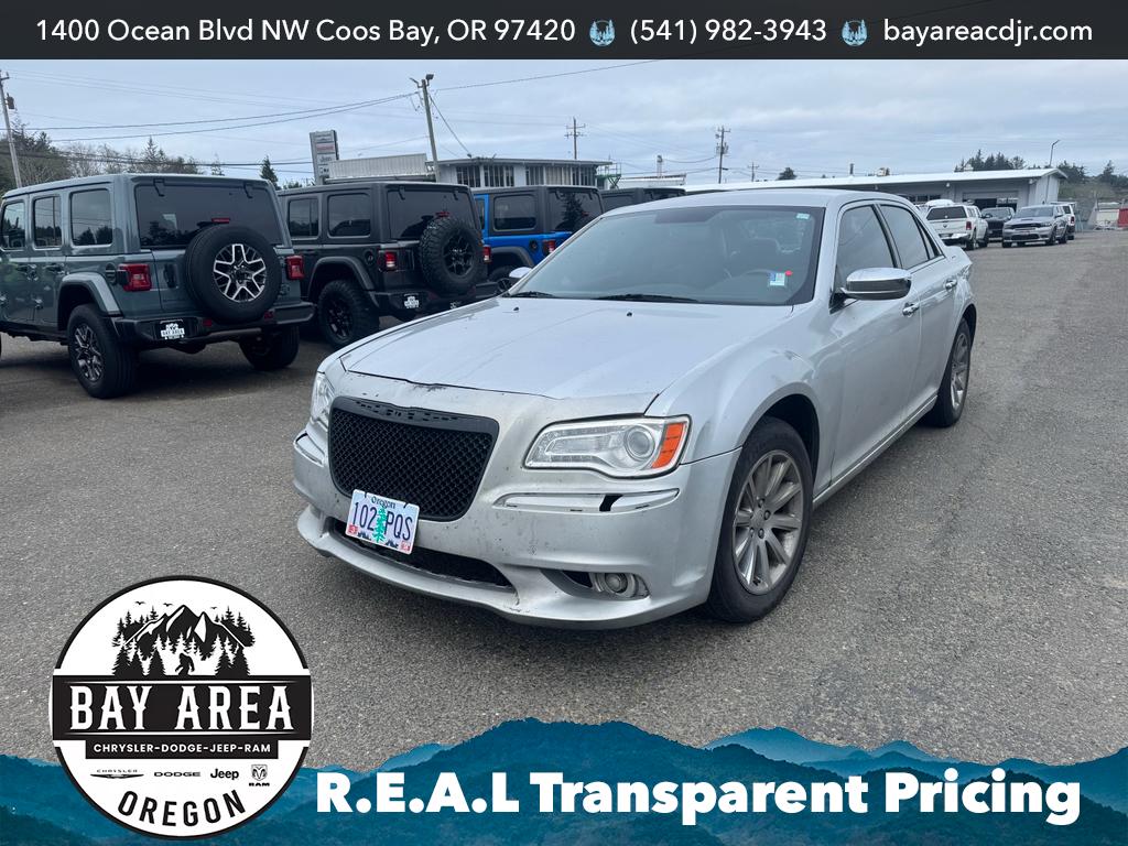 Bright Silver Metallic Clearcoat 2012 Chrysler 300 Limited RWD Sedan Rear-Wheel Drive 8-Speed Automatic