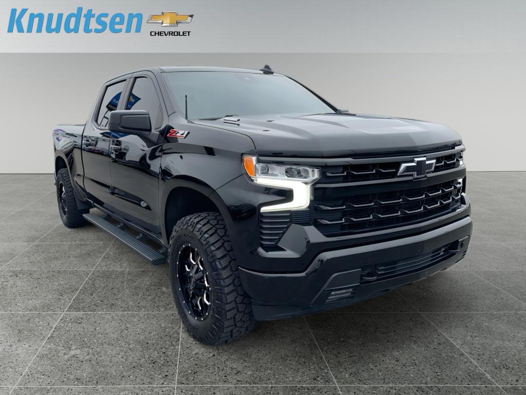 2022 Chevrolet Silverado 1500 RST Crew Cab 4WD