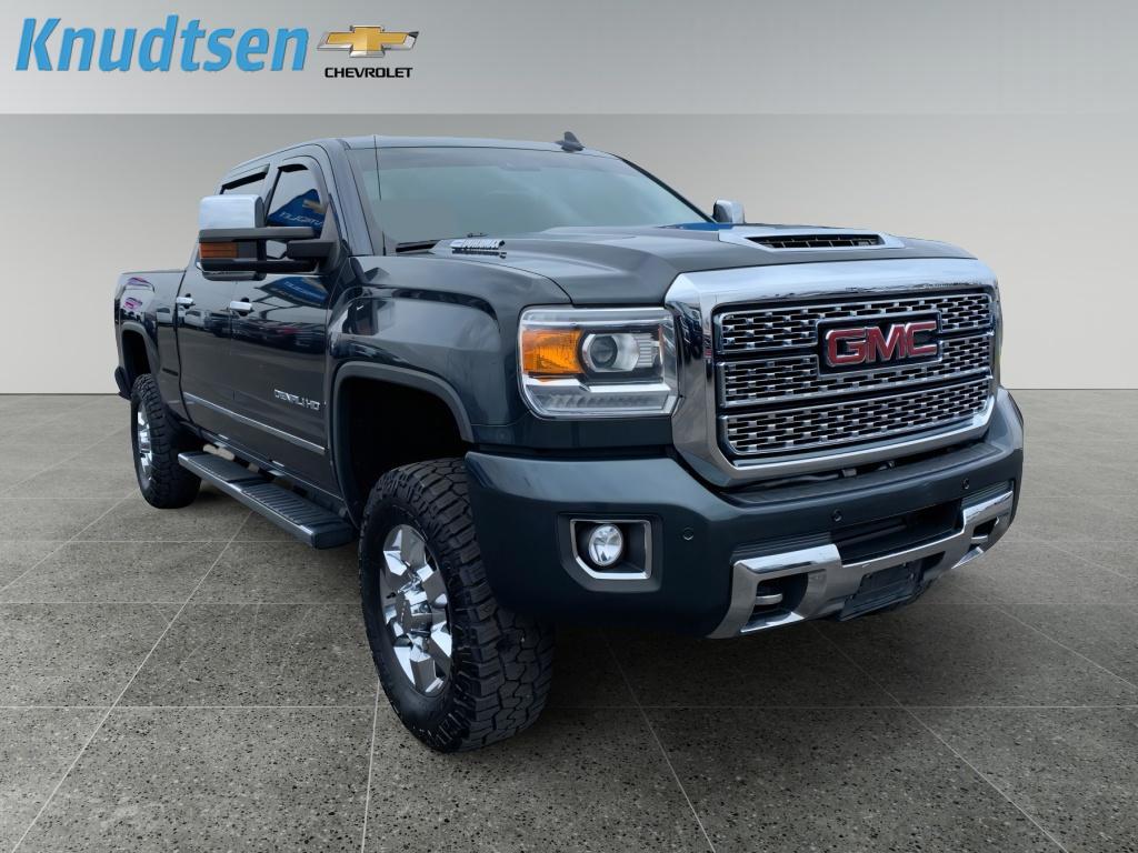 2018 GMC Sierra 3500HD Denali Crew Cab LB DRW 4WD