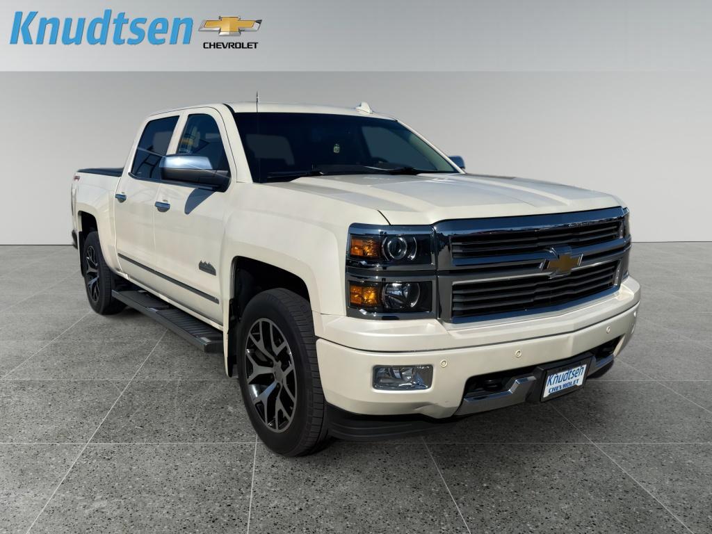 White Diamond Tricoat 2015 Chevrolet Silverado 1500 High Country Crew Cab 4WD Pickup Truck Four-Wheel Drive 6-Speed Automatic
