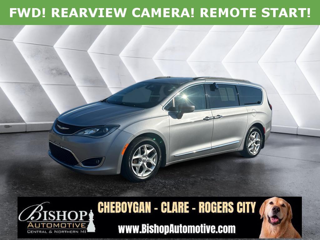 Billet Silver Metallic Clearcoat 2017 Chrysler Pacifica Touring L FWD Minivan Front-Wheel Drive 9-Speed Automatic