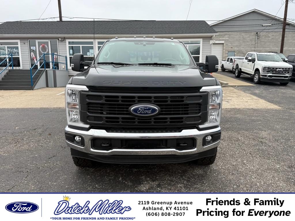 View vehicle photo 2