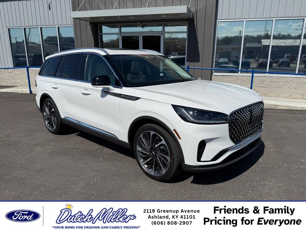 Pristine White Metallic Tri-Coat 2026 Lincoln Aviator Reserve AWD SUV / Crossover All-Wheel Drive Automatic