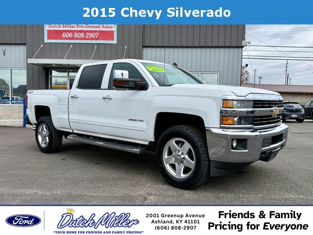 Summit White 2015 Chevrolet Silverado 2500HD LT Crew Cab 4WD Pickup Truck Four-Wheel Drive 6-Speed Automatic