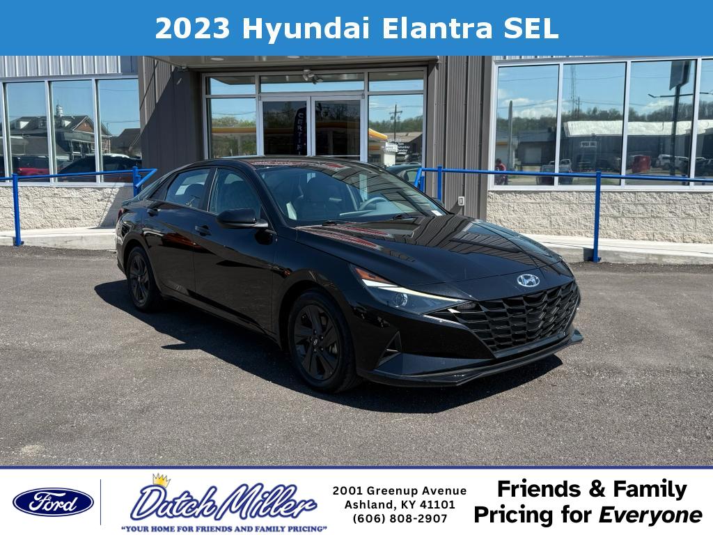 Phantom Black 2023 Hyundai Elantra SEL FWD Sedan Front-Wheel Drive Continuously Variable Transmission