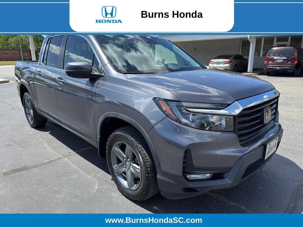 Gray (Modern Steel Metallic) 2023 Honda Ridgeline RTL AWD Pickup Truck All-Wheel Drive 9-Speed Automatic