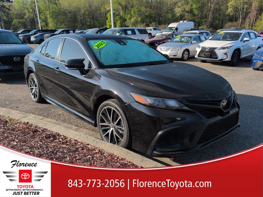 Midnight Black Metallic 2023 Toyota Camry SE FWD Sedan Front-Wheel Drive 8-Speed Automatic