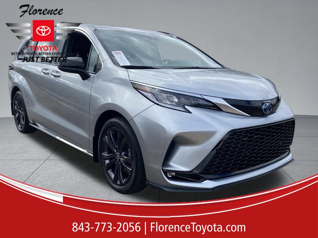 2024 Toyota Sienna XSE 7-Passenger FWD