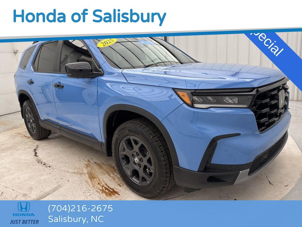 2025 Honda Pilot TrailSport AWD