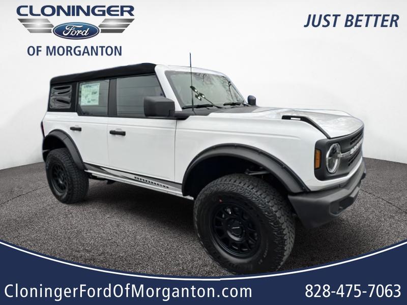 Oxford White 2025 Ford Bronco 4-Door 4WD SUV / Crossover Four-Wheel Drive 7-Speed Manual