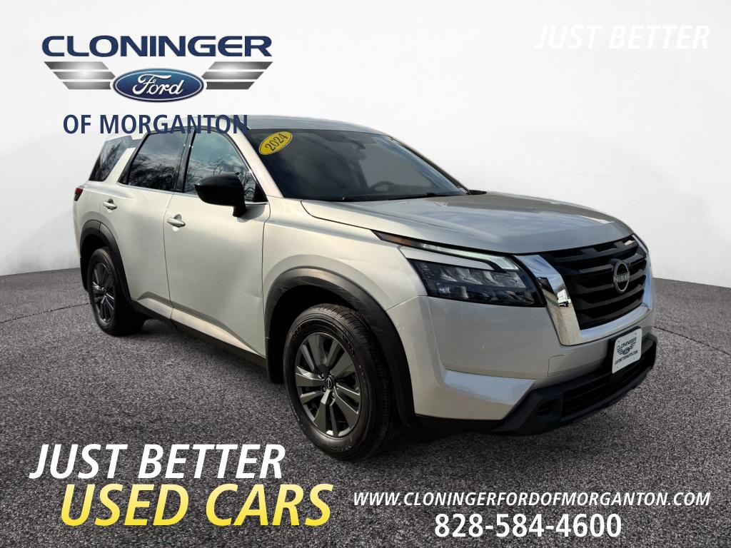 Brilliant Silver Metallic 2024 Nissan Pathfinder S 4WD SUV / Crossover All-Wheel Drive 9-Speed Automatic