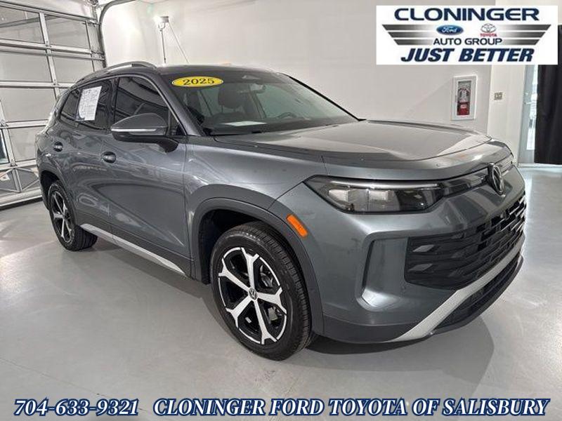 2025 Volkswagen Tiguan SE 4Motion