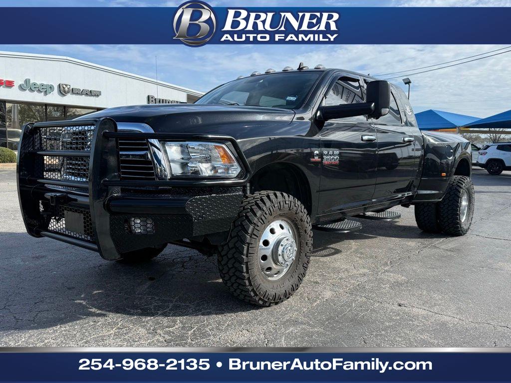 2017 RAM 3500 Lone Star Mega Cab DRW 4WD