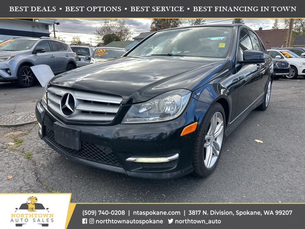 2013 Mercedes-Benz C-Class C300 4MATIC**1 Owner** – 120580