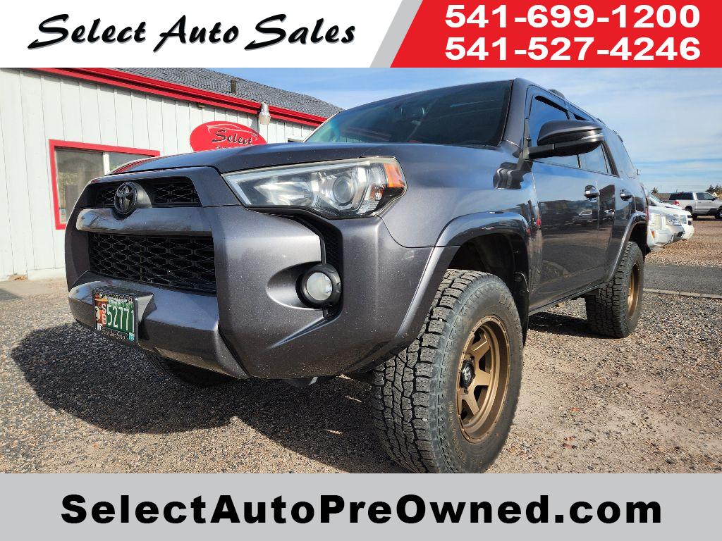 2016 Toyota 4Runner SR5 Premium's photo