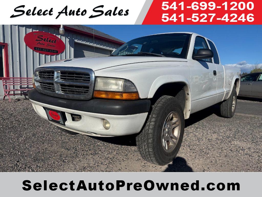 White 2004 Dodge Dakota Pickup Truck Four-Wheel Drive Automatic