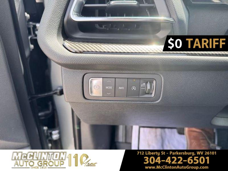 2025 Sterling Gray Metallic Chevrolet Traverse AWD High Country AWD SUV