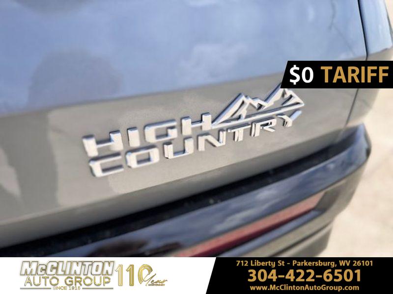 2025 Sterling Gray Metallic Chevrolet Traverse AWD High Country AWD SUV