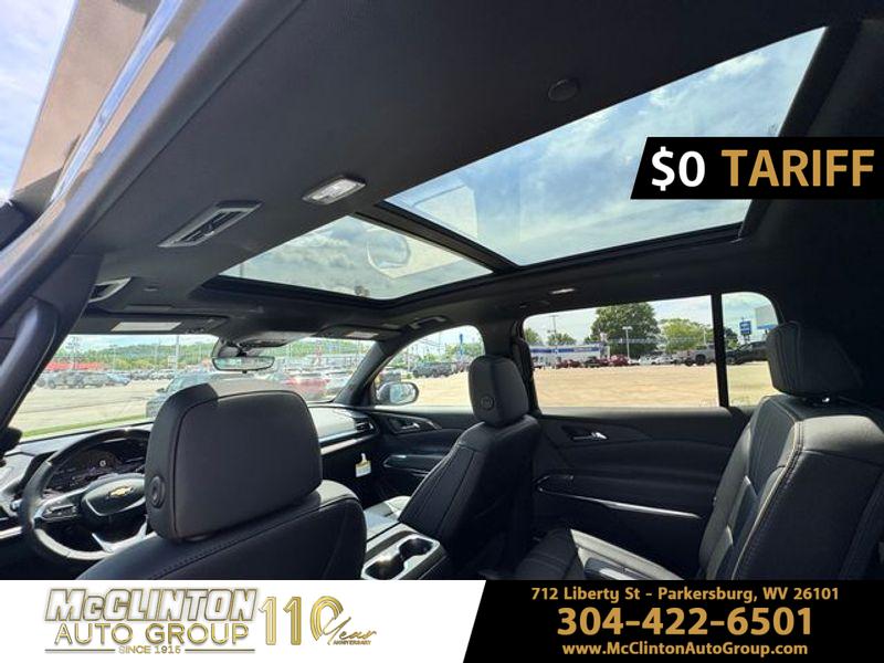 2025 Sterling Gray Metallic Chevrolet Traverse AWD High Country AWD SUV