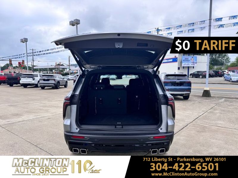 2025 Sterling Gray Metallic Chevrolet Traverse AWD LT AWD SUV