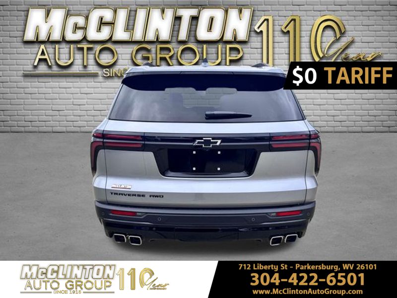 2025 Sterling Gray Metallic Chevrolet Traverse AWD LT AWD SUV