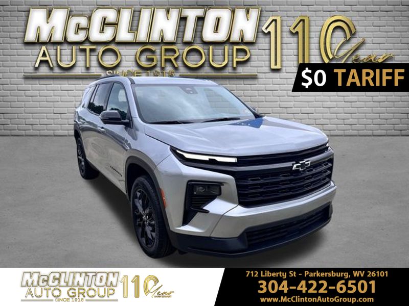 2025 Sterling Gray Metallic Chevrolet Traverse AWD LT SUV